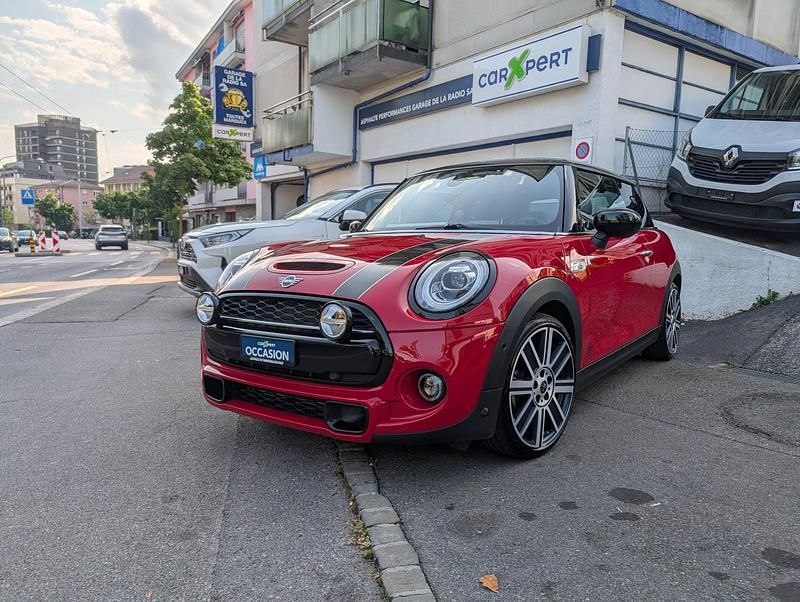Rot Gebraucht 2019 Mini Cooper S Kleinwagen | CHF 25’900 (Etwas zu teuer) - Bild 1/4