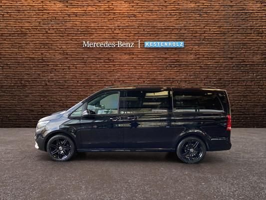 Gebraucht Mercedes V300 Avantgarde 239 PS (175 kW) 2023 Schwarz Van / Kleinbus