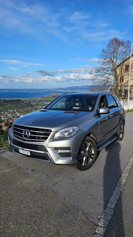 Gebraucht Mercedes ML350 258 PS (189 kW) 2012 SUV