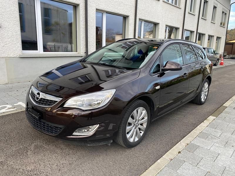Gebraucht 2012 Opel Astra Sport | CHF 7’900 (Fairer Preis) - Bild 1/4