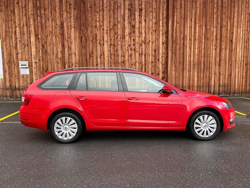 Gebraucht Skoda Octavia Ambition 115 PS (84 kW) 2019 Kombi