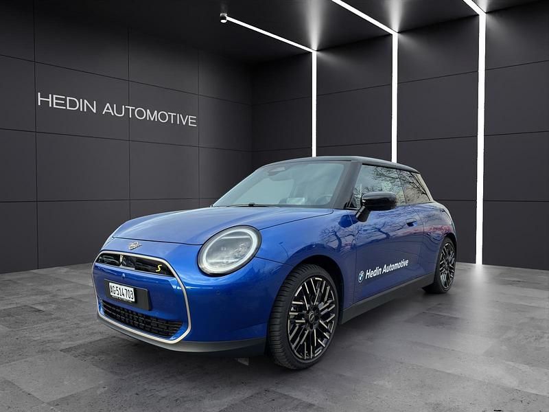 Gebraucht Mini Cooper SE 160 kW (218 PS) 2024 Blau Kleinwagen
