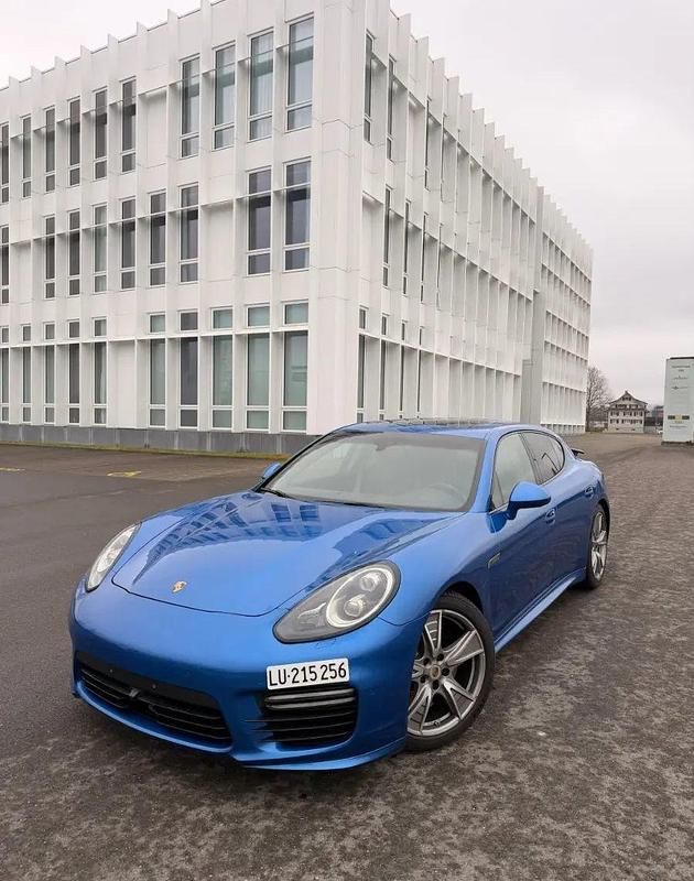 Gebraucht Porsche Panamera 440 PS (323 kW) 2015 Kleinwagen