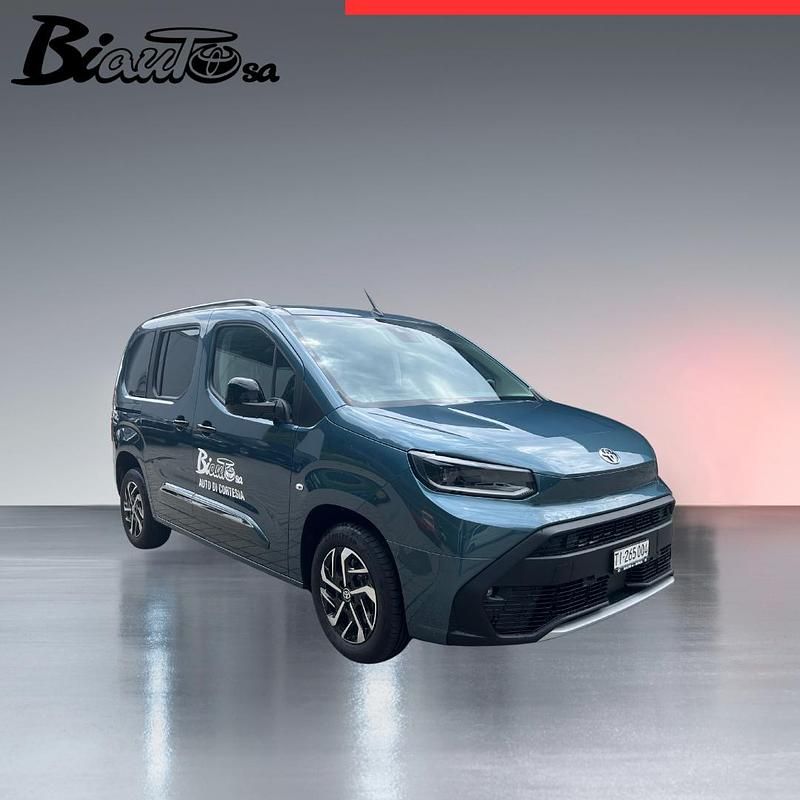 Gebraucht Toyota Proace Verso City 100 kW (136 PS) 2025 Türkis Kombi