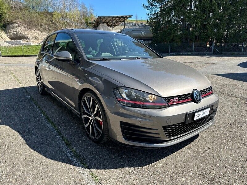 Gebraucht VW Golf VII GTI 230 PS (169 kW) 2017
