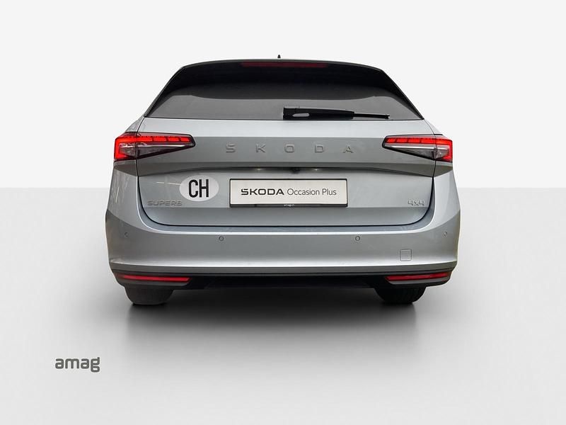 Gebraucht Skoda Superb Selection 193 PS (141 kW) 2025 Pebble silber, metallic Kombi