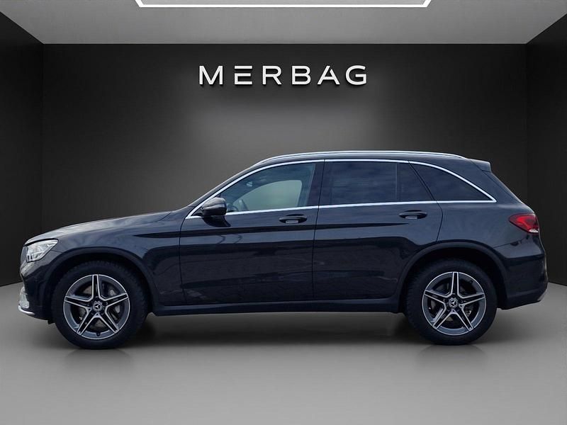 Gebraucht Mercedes GLC220 AMG line 194 PS (142 kW) 2022 Grau SUV