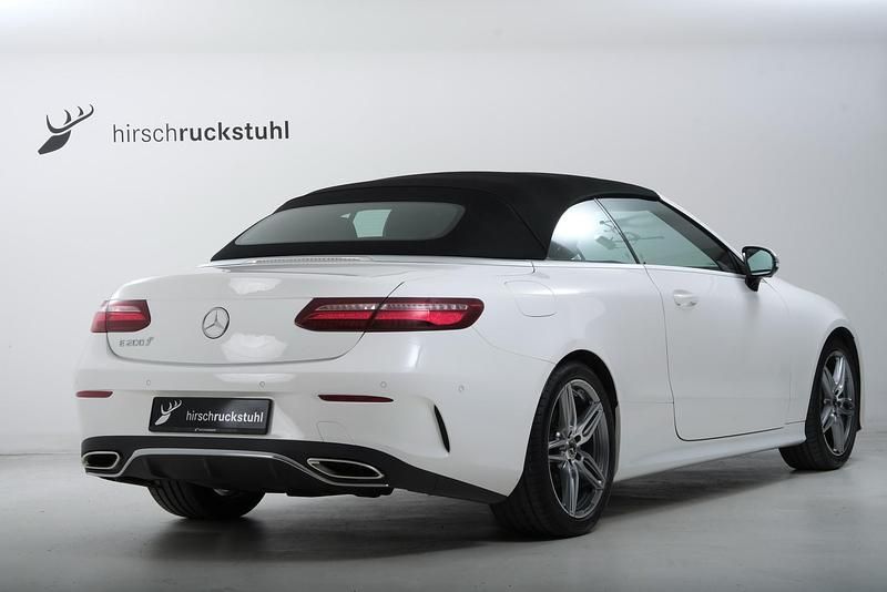 Gebraucht Mercedes E200 AMG line 197 PS (144 kW) 2020 Cabrio