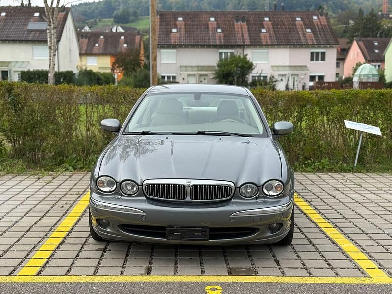 Gebraucht 2003 Jaguar X-type Executive | CHF 2’900 (Etwas zu teuer) - Bild 1/4
