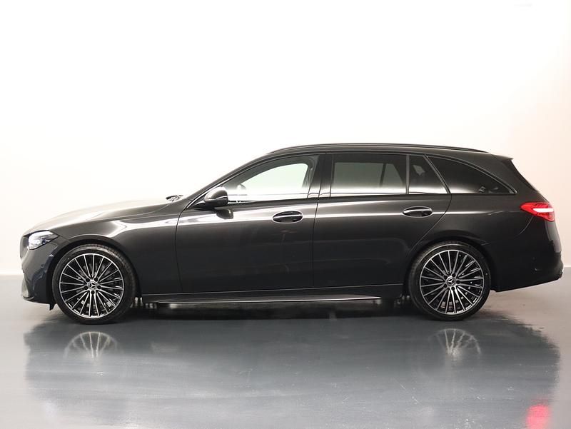 Neu Mercedes C220 AMG line 220 PS (161 kW) 2025 Grau Kombi