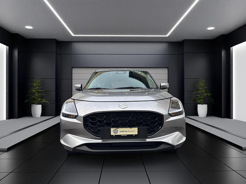 Gebraucht Suzuki Swift 82 PS (60 kW) 2025 Silber Limousine