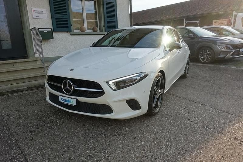 Gebraucht Mercedes A180 Progressive 136 PS (100 kW) 2020