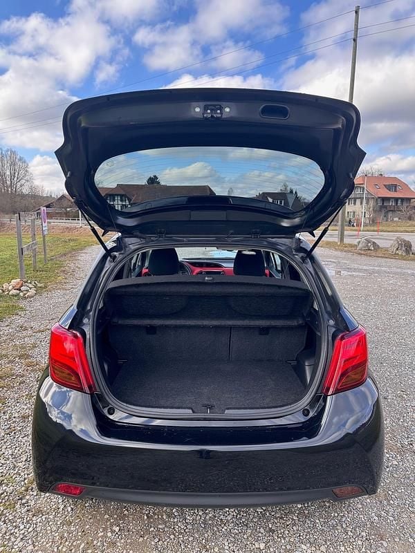 Gebraucht Toyota Yaris Style 99 PS (72 kW) 2015 Kleinwagen