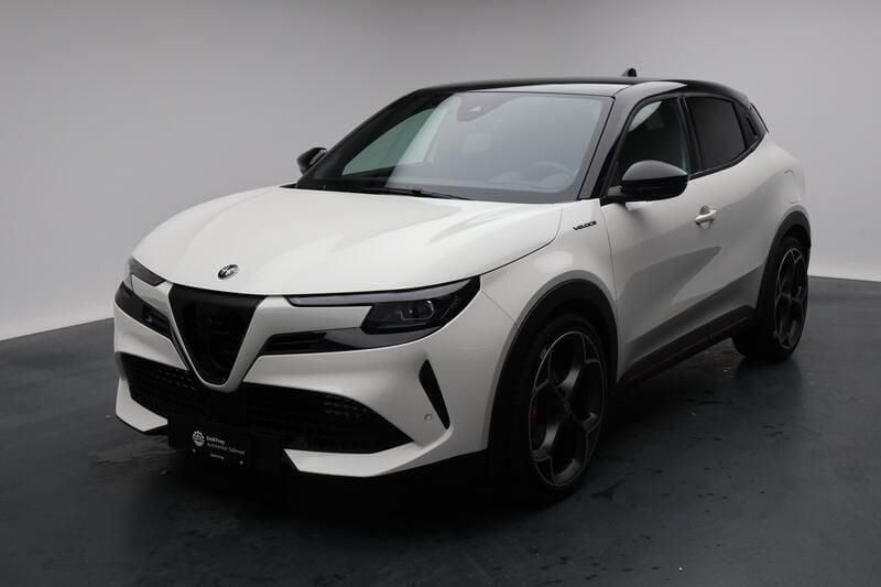 Gebraucht Alfa Romeo Junior Veloce 206 kW (281 PS) 2025 Weiss SUV