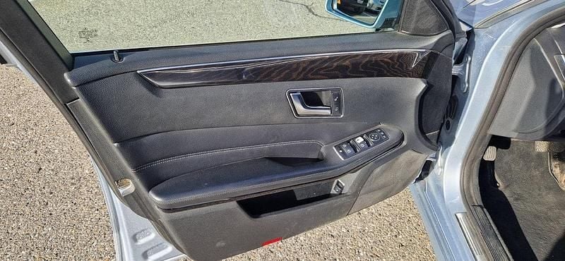 Gebraucht Mercedes E250 Elegance 204 PS (150 kW) 2015 Silber Kombi