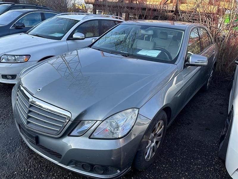 Gebraucht Mercedes E250 Avantgarde 204 PS (150 kW) 2009