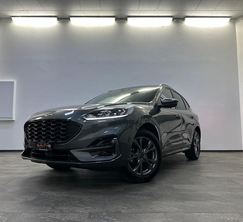 Gebraucht Ford Kuga ST-Line 224 PS (164 kW) 2023 SUV