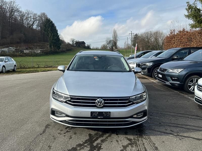 Gebraucht VW Passat Business 150 PS (110 kW) 2020