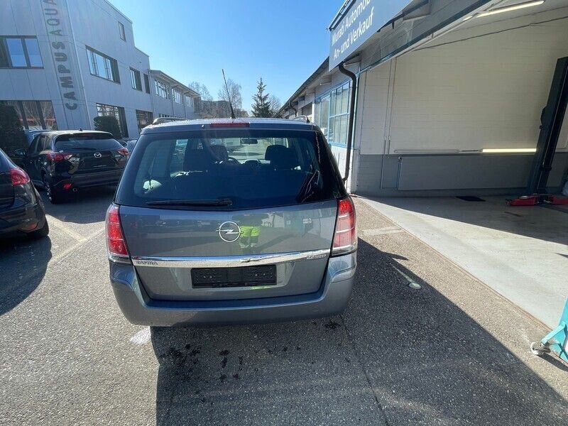 Gebraucht Opel Zafira Essentia 150 PS (110 kW) 2006 Van / Kleinbus