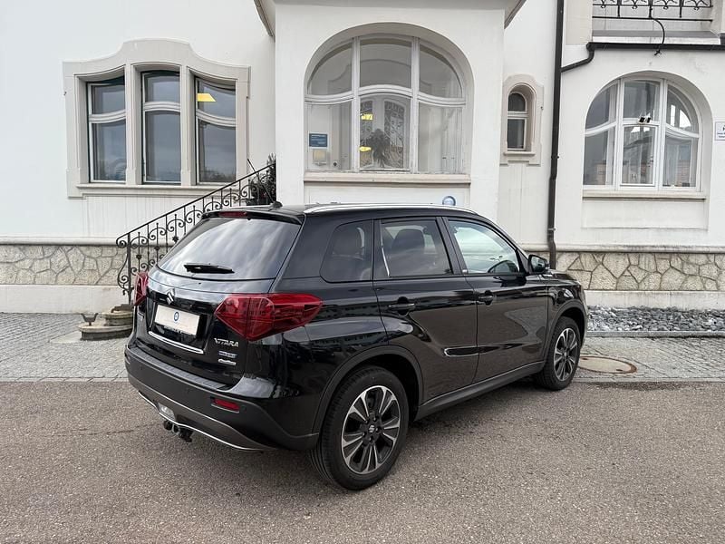 Gebraucht Suzuki Vitara 129 PS (94 kW) 2021 SUV