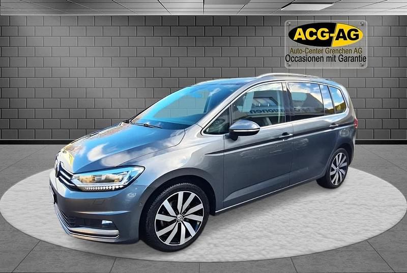 Gebraucht VW Touran Highline 150 PS (110 kW) 2020 Van / Kleinbus
