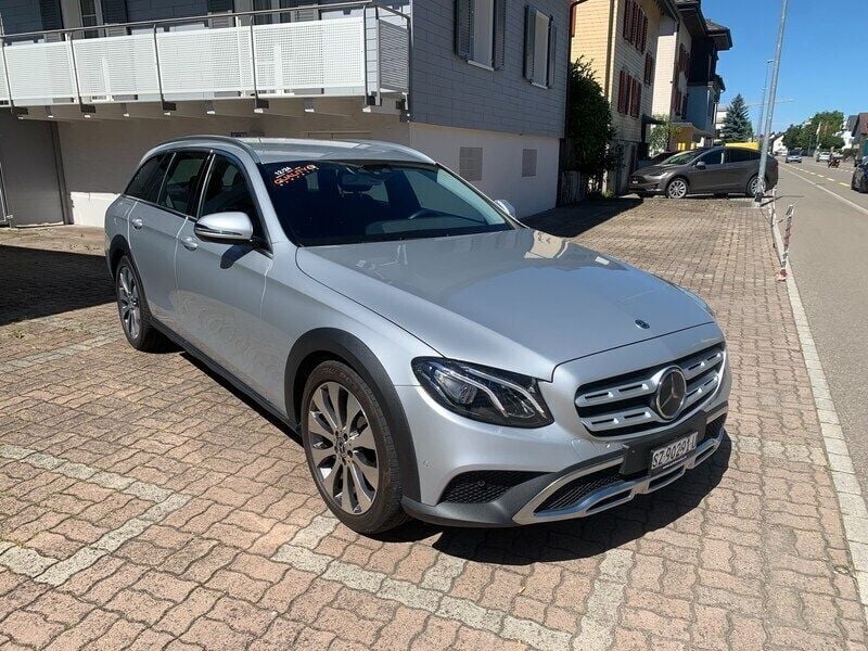 Gebraucht 2019 Mercedes E220 Avantgarde | CHF 33’333 (Fairer Preis) - Bild 1/4