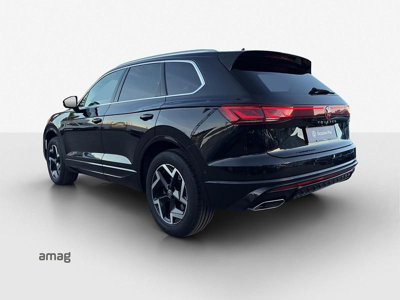 Gebraucht VW Touareg R-line 286 PS (210 kW) 2024 Grenadilla black metallic SUV