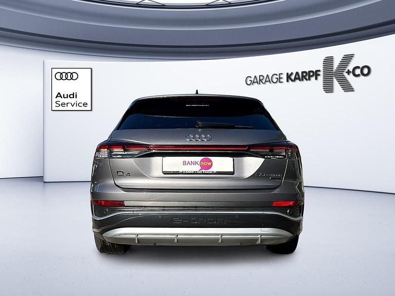 Gebraucht Audi Q4 e-tron S-Line 219 kW (299 PS) 2022 Grau SUV