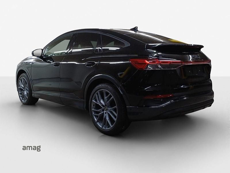 Gebraucht Audi Q4 e-tron Ambiente 250 kW (340 PS) 2024 Mythosschwarz metallic SUV