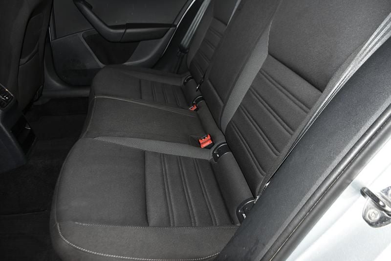 Gebraucht Skoda Octavia Ambition 184 PS (135 kW) 2020 Kombi