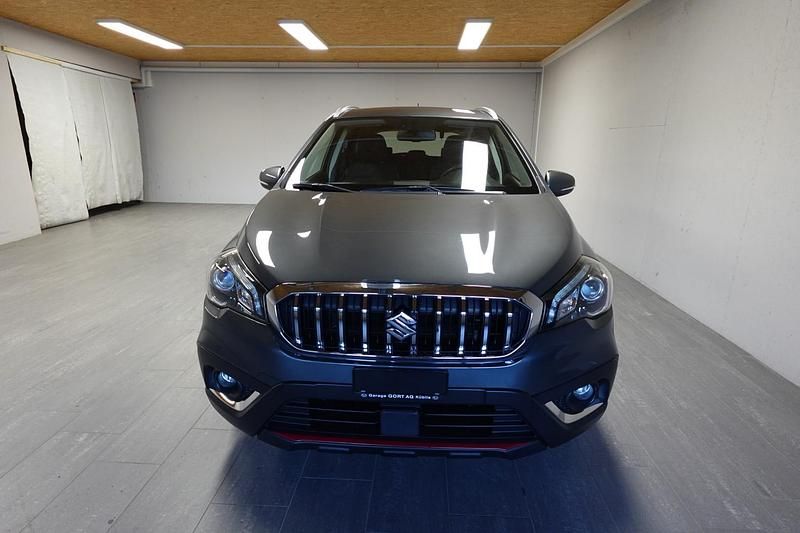 Grau Gebraucht 2018 Suzuki SX4 Limousine | CHF 17’900 - Bild 1/4