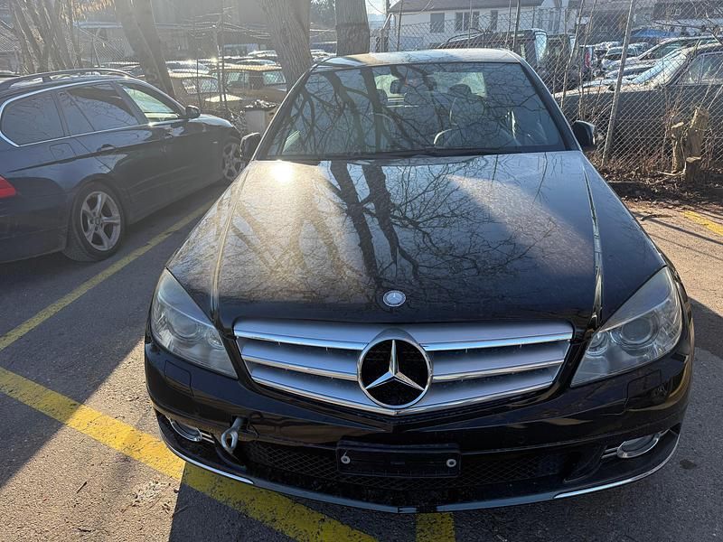 Gebraucht Mercedes C350 224 PS (164 kW) 2009