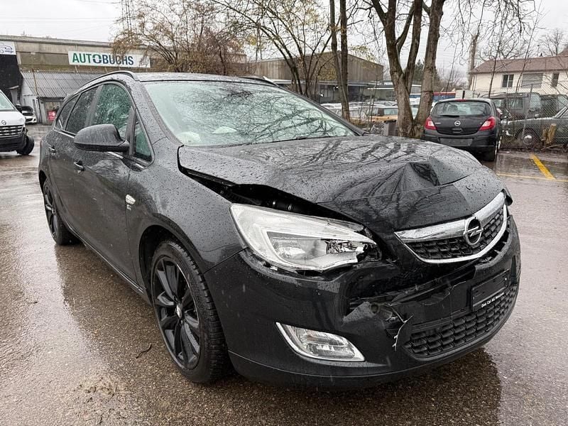Gebraucht Opel Astra Sport 165 PS (121 kW) 2012