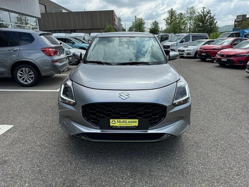 Neu Suzuki Swift 83 PS (61 kW) 2025 Silber Kleinwagen