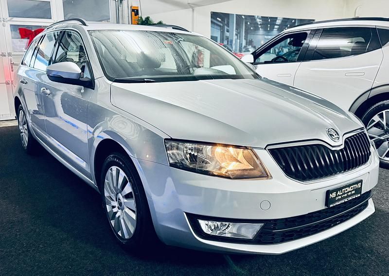 Gebraucht Skoda Octavia Ambition 105 PS (77 kW) 2014 Kombi