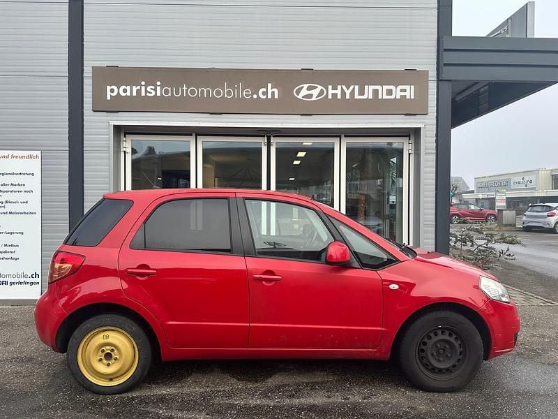Gebraucht Suzuki SX4 GL 107 PS (78 kW) 2007 Rot Limousine