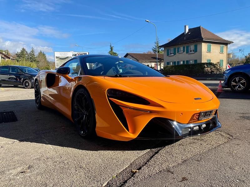 Gebraucht McLaren Artura 700 PS (514 kW) 2023 Coupé