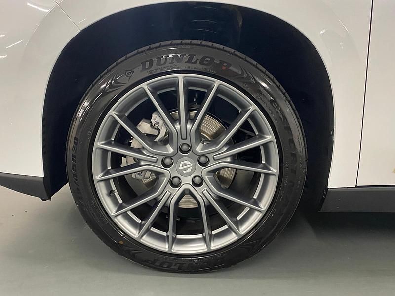 Neu Leapmotor C10 215 PS (158 kW) 2025 Weiss SUV