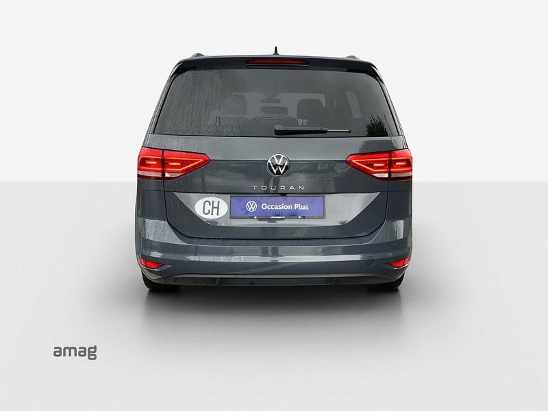 Gebraucht VW Touran Highline 150 PS (110 kW) 2024 Oyster silver metallic Van / Kleinbus