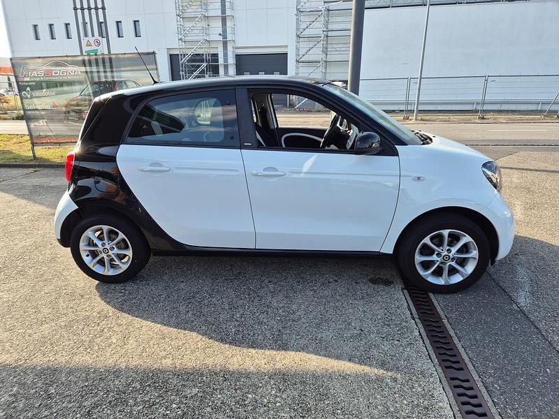 Gebraucht Smart ForFour Passion 71 PS (52 kW) 2015 Kleinwagen