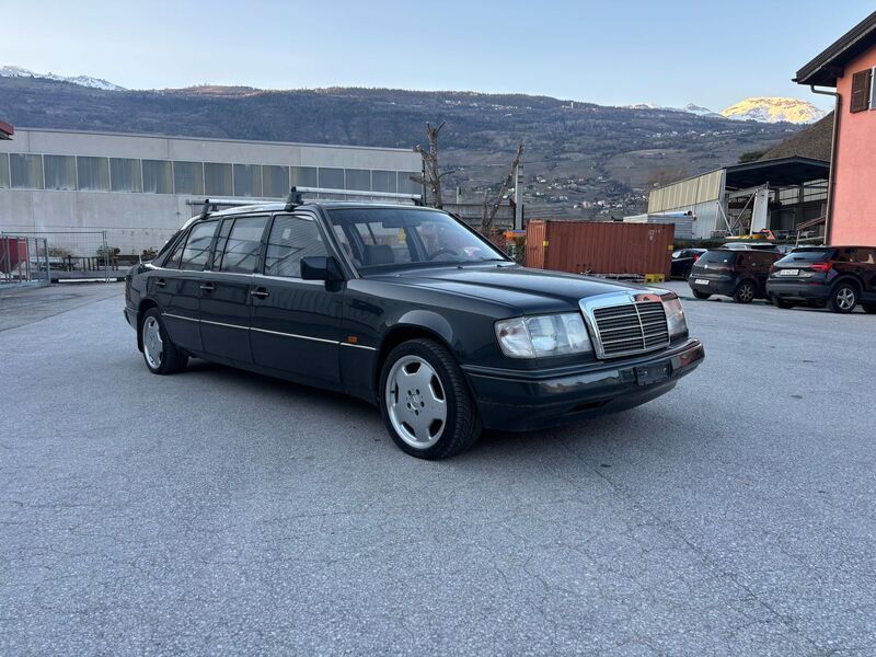 Gebraucht 1993 Mercedes E260 Limousine | CHF 6’000 - Bild 1/4