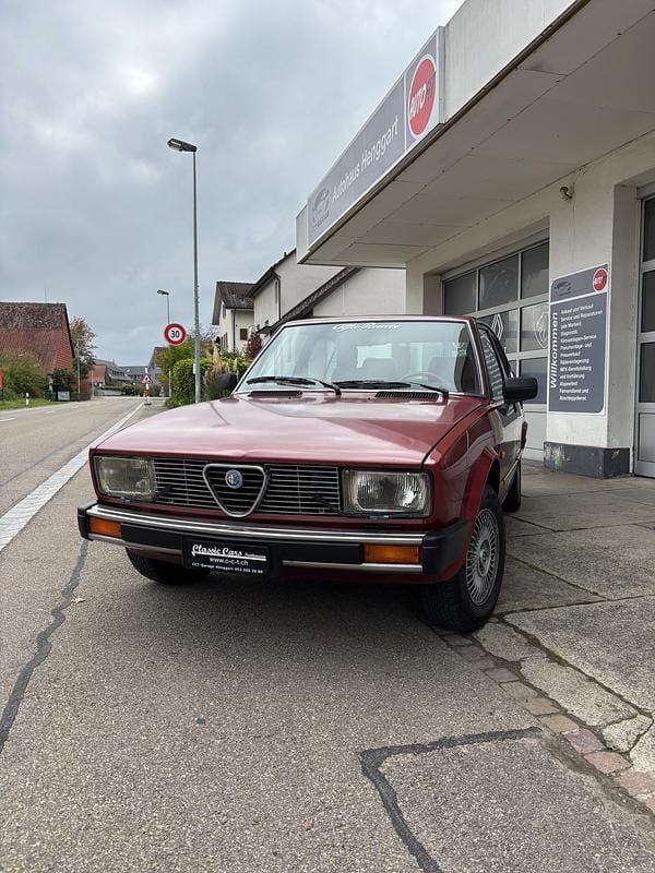 Gebraucht 1982 Alfa Romeo Alfetta Limousine | CHF 6’900 - Bild 1/4