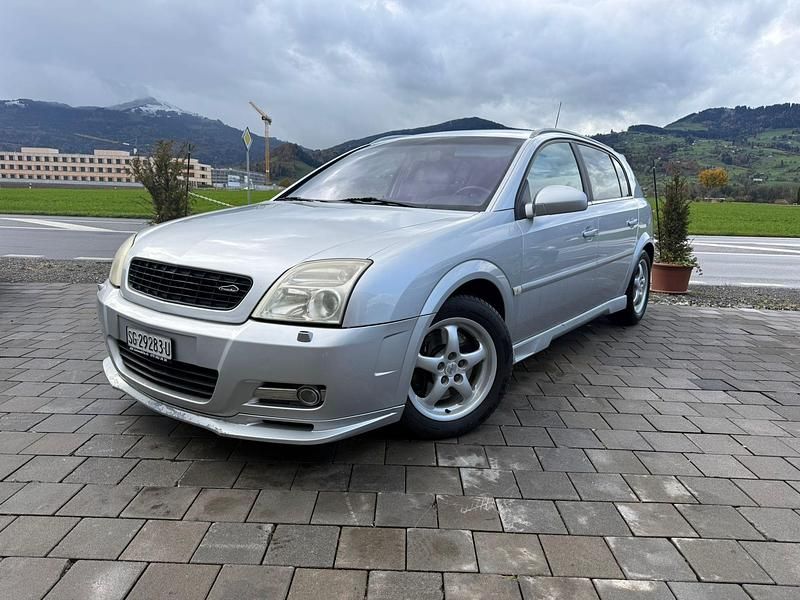 Gebraucht 2004 Opel Signum Sport Kleinwagen | CHF 5’900 - Bild 1/4