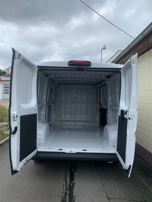 Neu Citroën Jumper 140 PS (102 kW) 2025 Van / Kleinbus