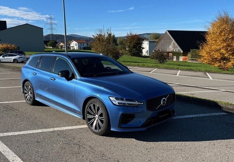 Gebraucht 2021 Volvo V60 R-Design Kombi | CHF 34’900 (Fairer Preis) - Bild 1/4