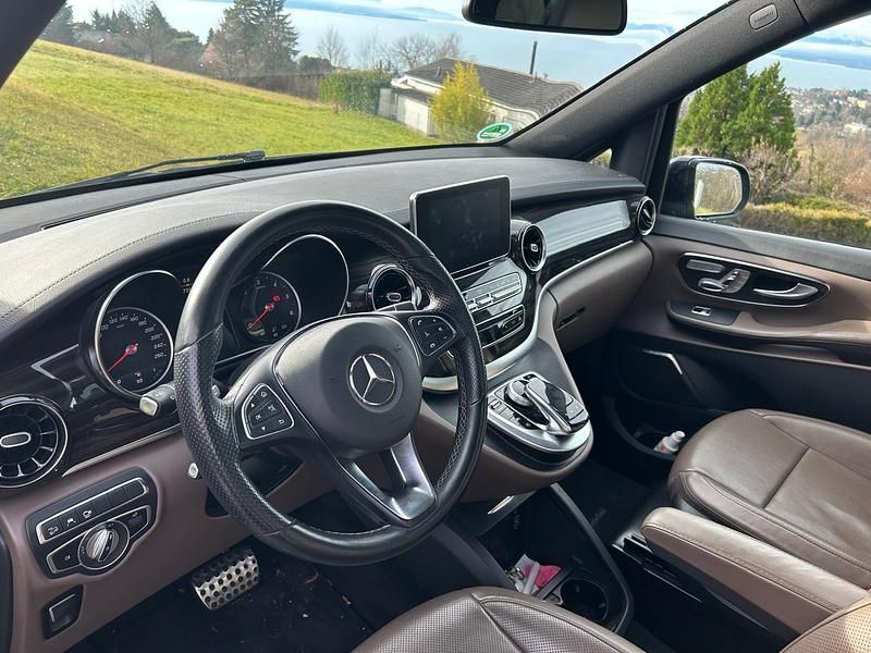 Gebraucht Mercedes V300 Edition 239 PS (175 kW) 2019 Van / Kleinbus