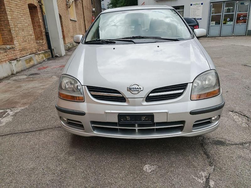 Gebraucht 2002 Nissan Almera Tino Comfort Van / Kleinbus | CHF 2’750 - Bild 1/4