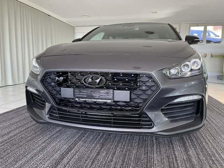 Gebraucht Hyundai i30 280 PS (205 kW) 2019 Grau Limousine