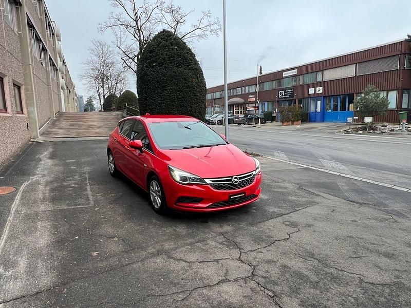 Gebraucht Opel Astra Enjoy 105 PS (77 kW) 2017