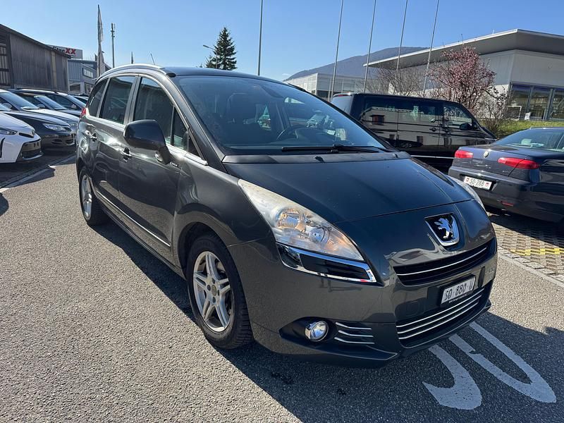 Gebraucht Peugeot 5008 156 PS (114 kW) 2013 Van / Kleinbus